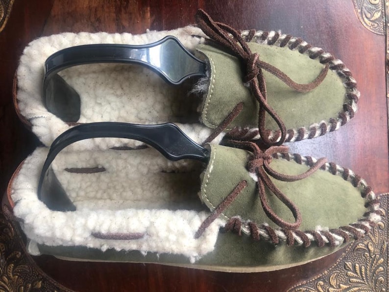 Sheepskin-lined Arwaks slippers
